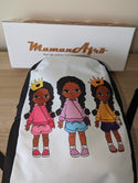 sac à dos avec 3 filles marrons noires  tressées avec des tresses sur mamanafro