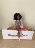 Poupon noir ; Poupée noire ; poupee noir ; poupon metisse ; poupee métisse ; barbie noire ; barbie black ; barbie africaine ; barbie antillaise ; poupon black ; poupee black ; barbie metisse ; poupee metisse ; kwanzaa  ; MamanAfro ; Maman Afro